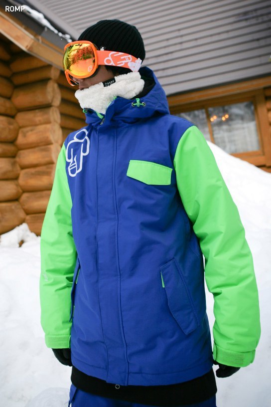 ROMP 180˚ Switch Jacket (Green Blue) ROMP 180˚ Switch Jacket (Green Blue)